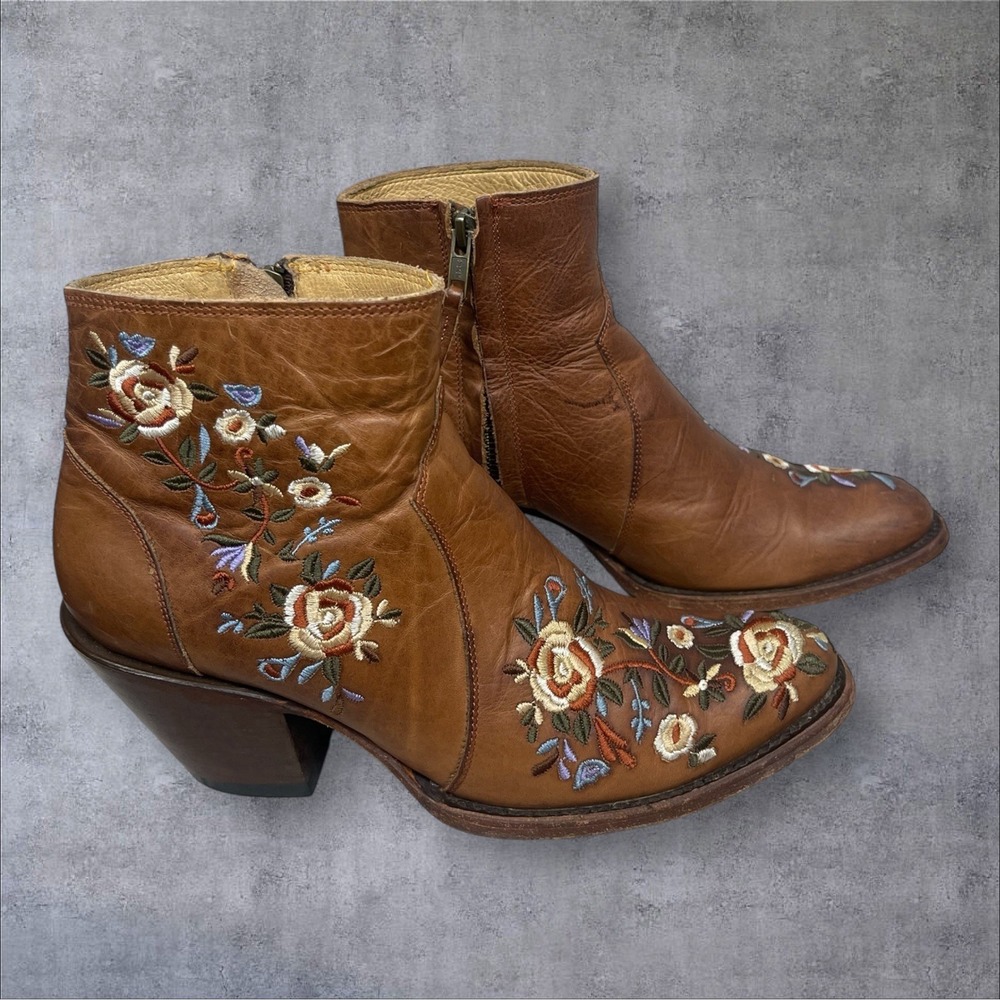 Shyanne Millie Brown Floral  Embroidered Leather Ankle Boots Womens 8 Western